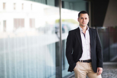 Businessfotograf_Bewerbungsfotograf_Anzug_Mitarbeiterportraits_Dresden_kenwagner-11